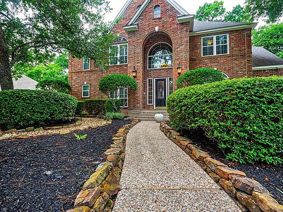 3rd image of 6111 Lark Valley Ct