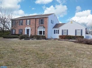 22 Gaelic Ct, Holland, PA 18966