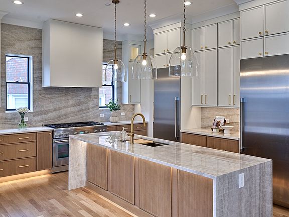 4th image of 1414 S Prospect Ave