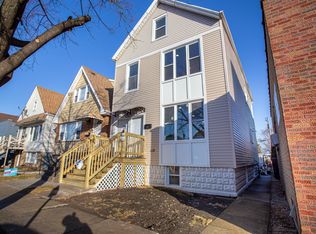 4904 W 31st St, Cicero, IL 60804