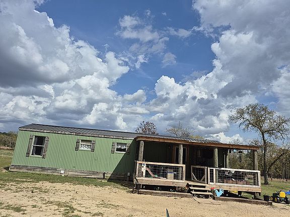 2nd image of 586 Edgar Jones Rd