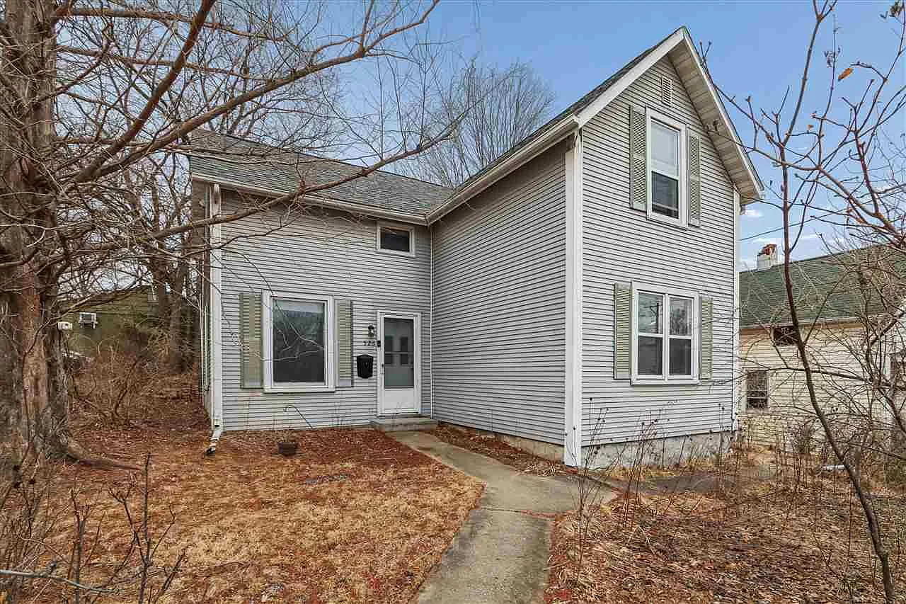 526 N Governor St photo 1