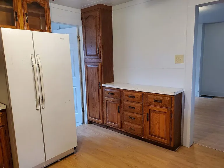 131 Wadsworth Ave — Photo 9