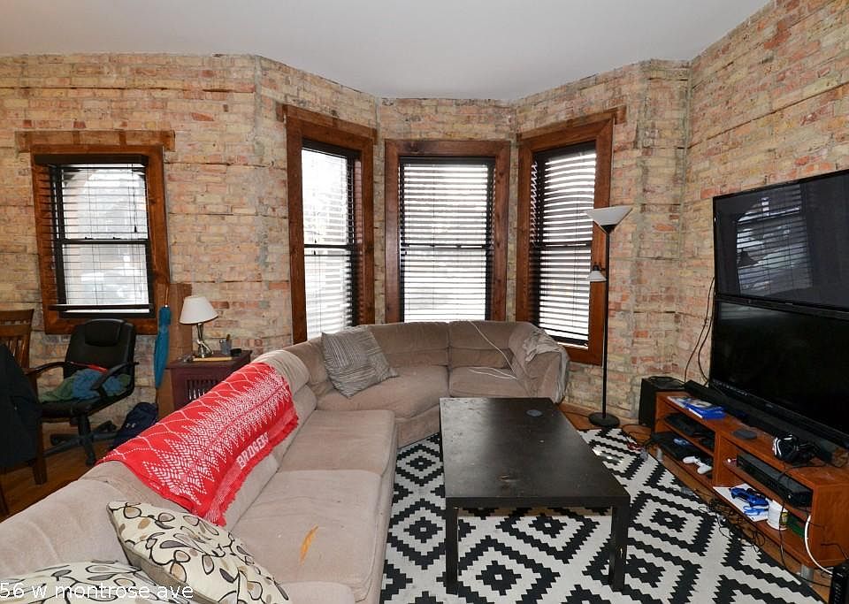 1st image of 1756 W Montrose Ave #1126