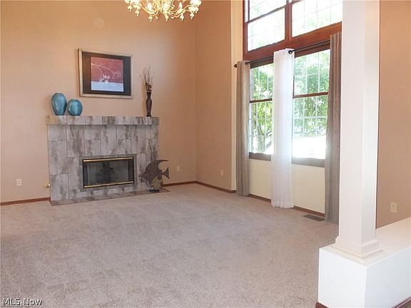 3rd image of 12378 Mulberry Cir