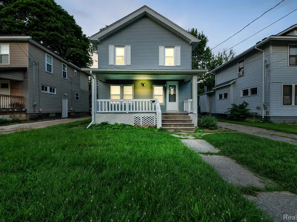 56 Dwight Ave, Pontiac, MI 48341