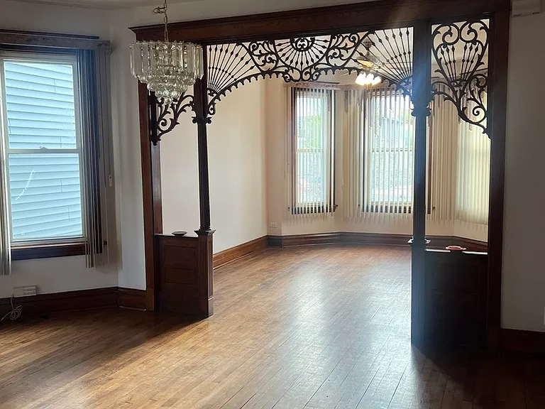 1921 N Pulaski Rd #1 — Photo 4