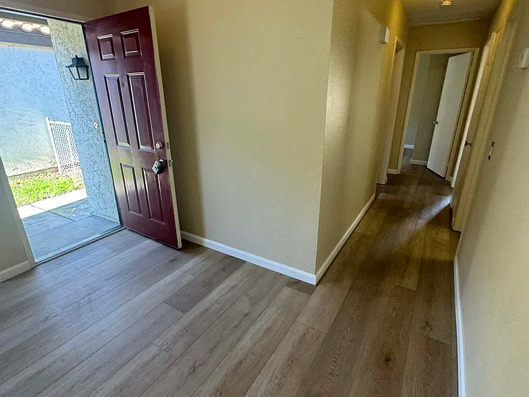Carissa Dr — Photo 16