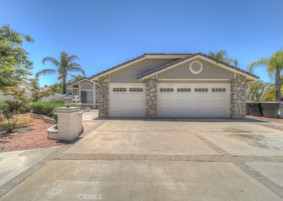 1st image of 22663 Weatherly Ct