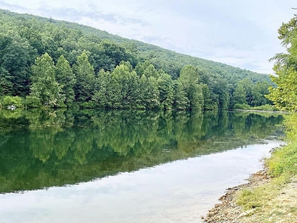 2nd image of Willow Ln