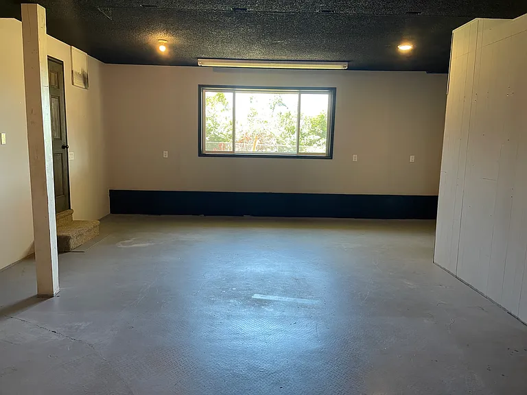 759 NE 4th Pl — Photo 15
