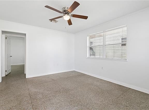4th image of 3812 Johnson St