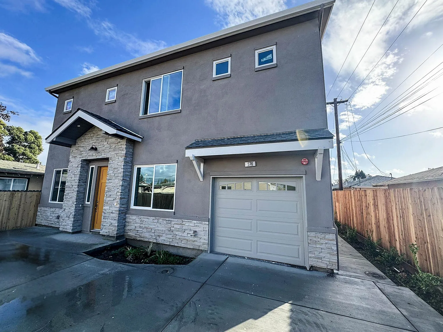 5 bed, $5,100 — Photo 1
