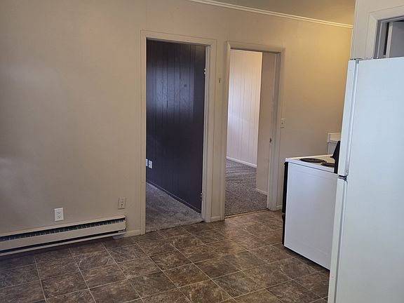 3rd image of 302 Highland Ave #1