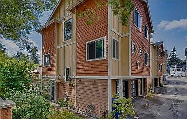 1st image of 12029 35th Ave NE