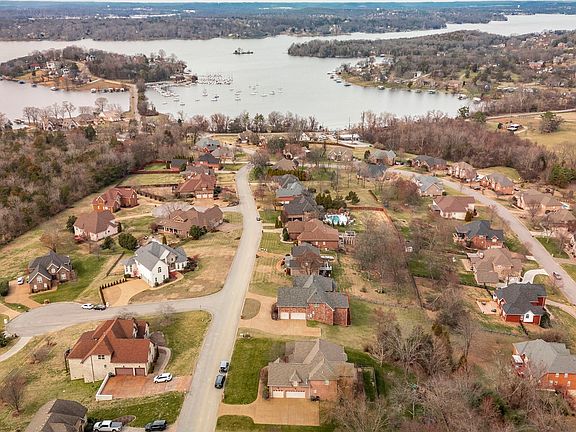 2nd image of 219 Hidden Harbour Dr