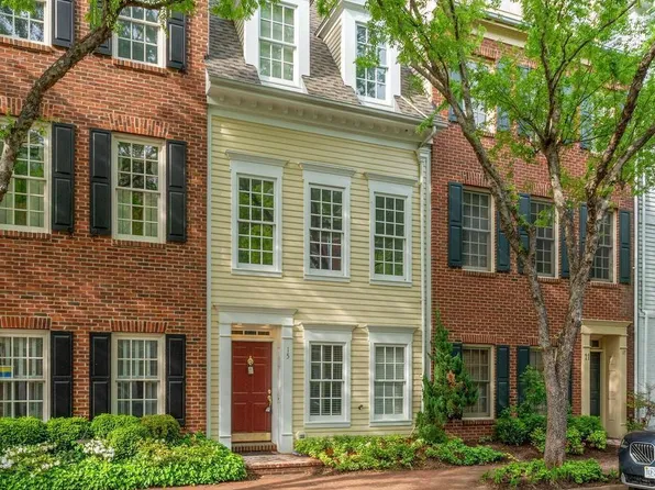 15 Franklin St, Alexandria, VA 22314