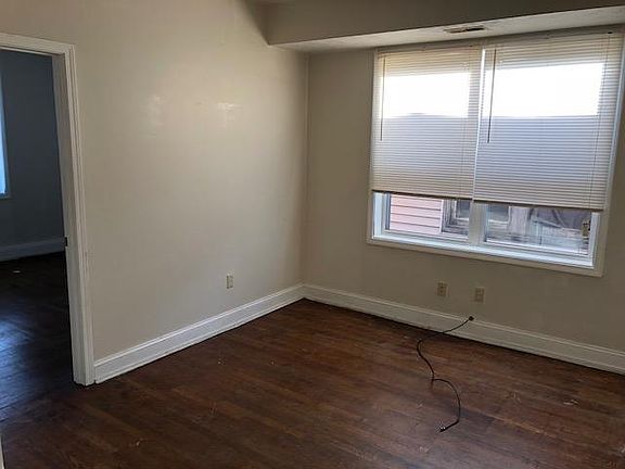 2nd image of 213 Roane St #C-3