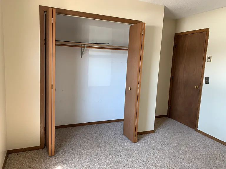 1112 Devney Dr #2 — Photo 24