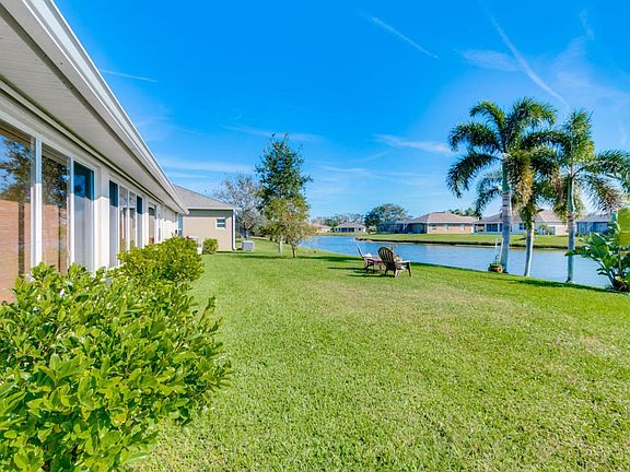 2092 Woodfield Circle-5