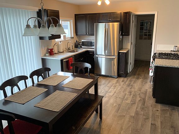 5th image of 3698 Aquarina St
