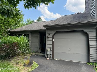 521 Townwood Drive, Guilderland, NY, 12084