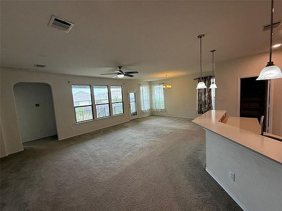 3rd image of 16602 Brogan Ln