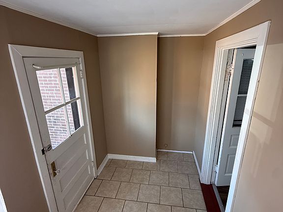 2nd image of 3238 Mount Pleasant St