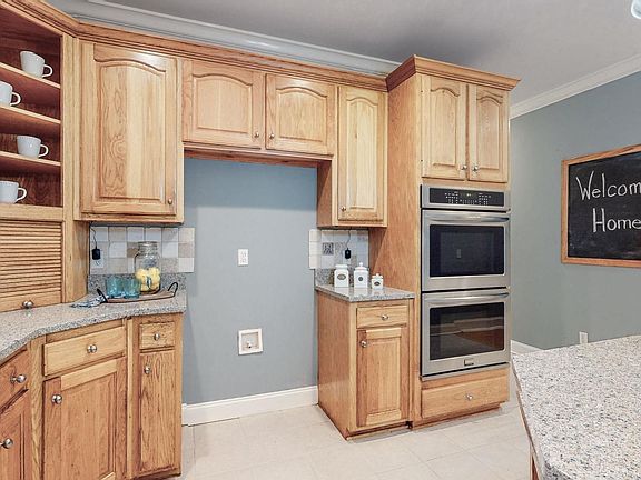 4th image of 11000 Stone Mountain Dr SE