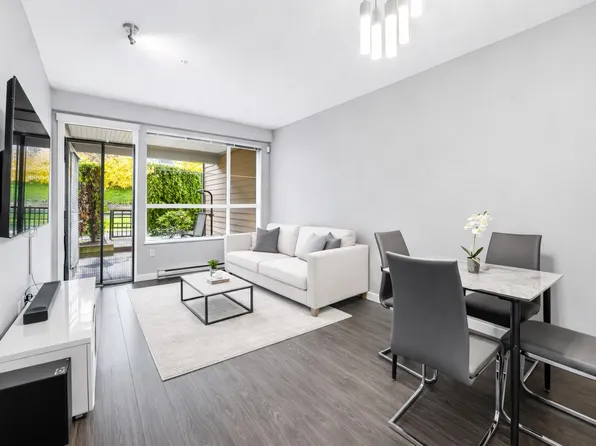 607 Cottonwood Ave #113, Coquitlam, BC V3J 0H1