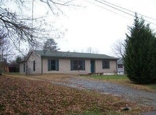 65 37th St NW, Hickory, NC 28601