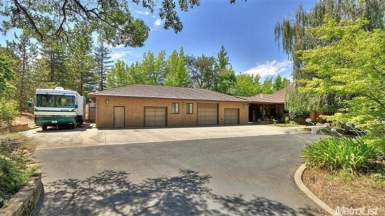 1st image of 11220 Meadow Brook Dr