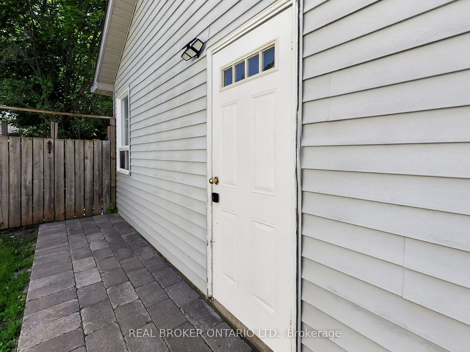 2 bed, $1,750 — Photo 2