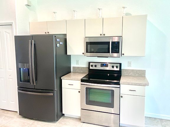 5th image of 4357 Mermell Cir