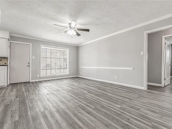 2nd image of 1403 Caudill St