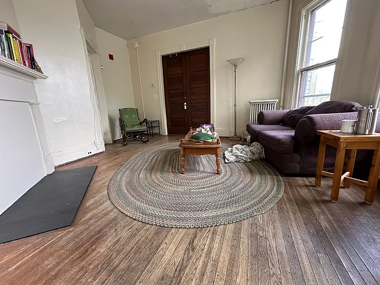 403 S Cayuga — Photo 1