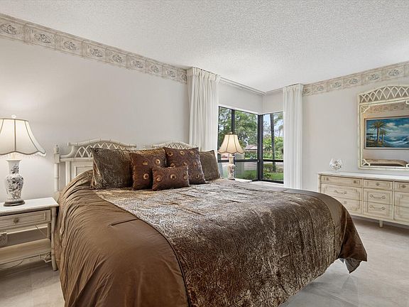 5th image of 2307 SW 15th Street SW #1