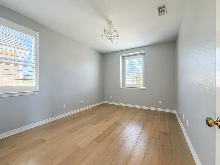11493 Nantucket Pkwy — Photo 21