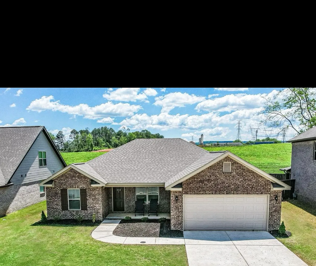 4 bed, 2107 sqft, $2,100 — Photo 1