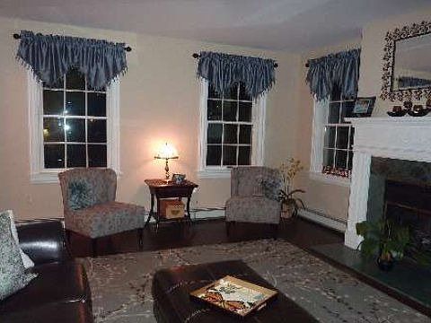 4th image of 13 Michaels Ln