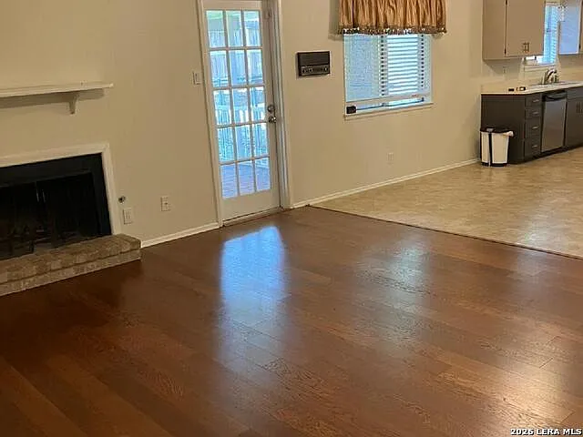 2922 Sir Phillip Dr — Photo 5