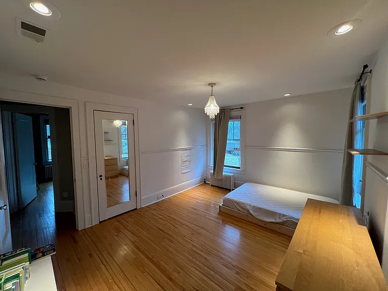 2212 Newton Ave S — Photo 15
