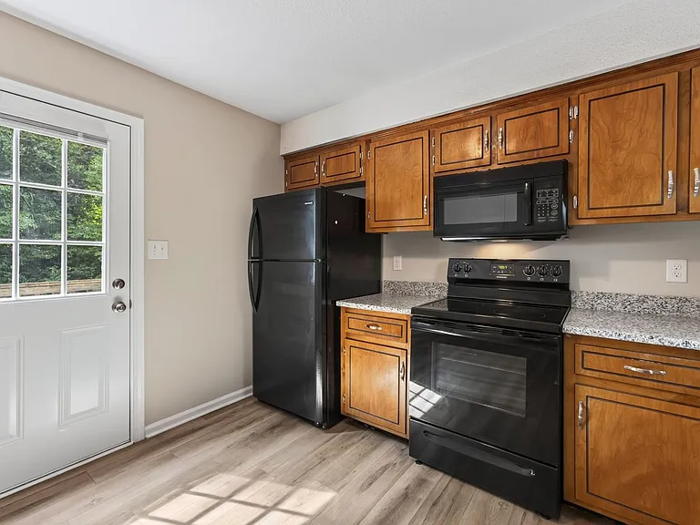 Martha Lane-461/471 (x8) — Photo 18
