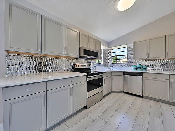 4th image of 1804 Whipple Dr