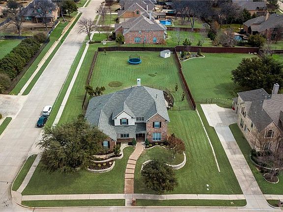 2nd image of 1317 Woodborough Ln