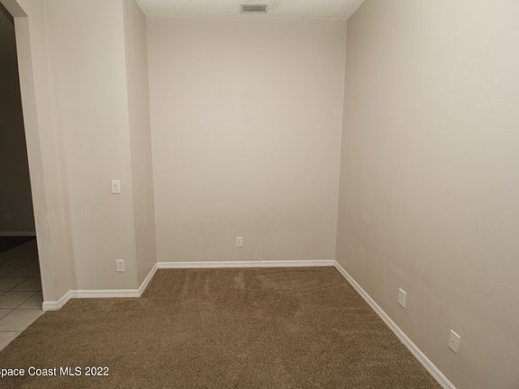 4th image of 471 Hancock St SW