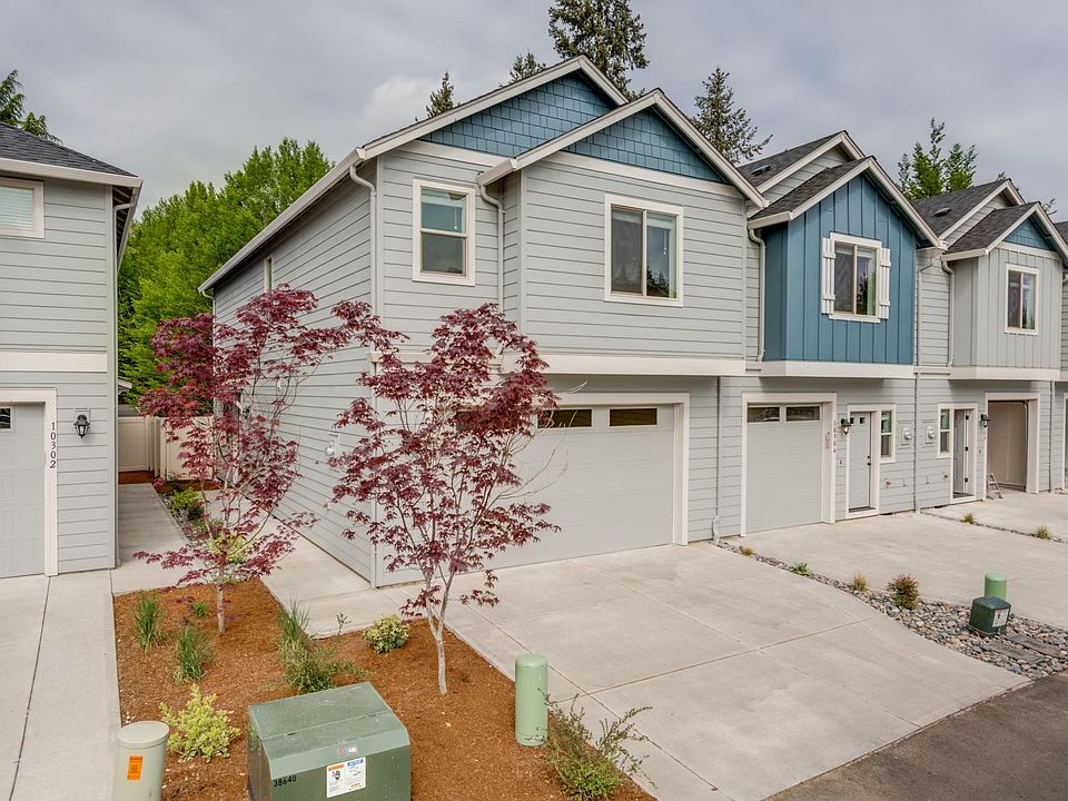 1st image of 10401 NE 61st Cir #4
