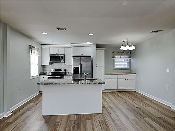 2nd image of 1808 Flat Shoals Rd SE