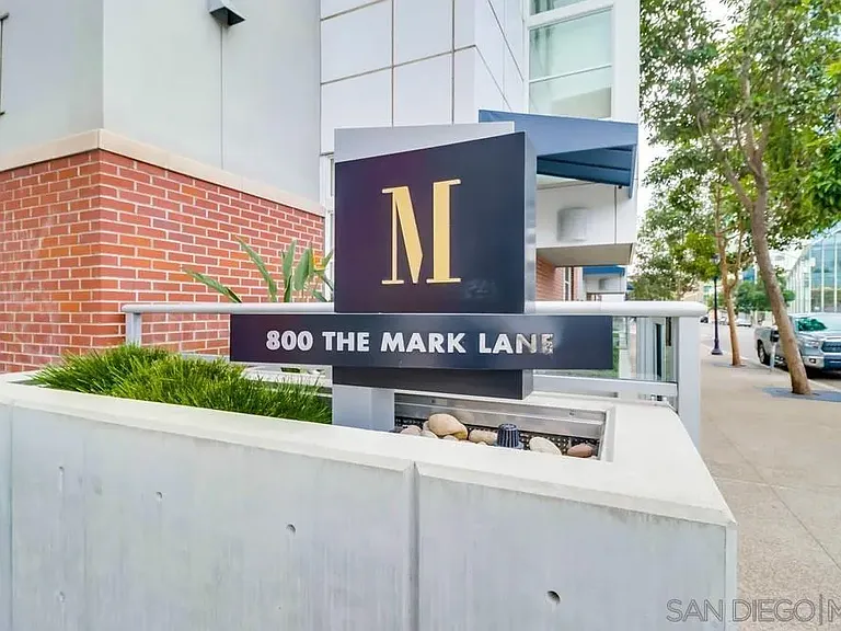 800 The Mark Ln #2801 — Photo 57