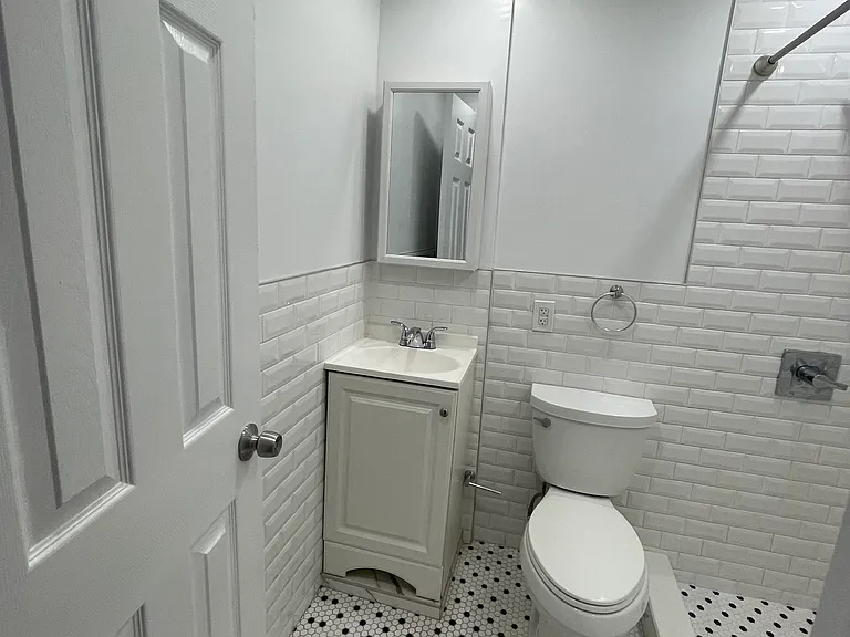1848 Tomlinson Ave #3 — Photo 7